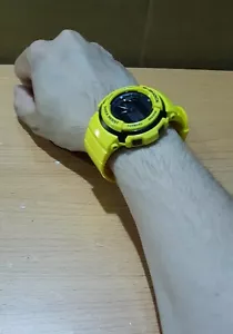 Vintage G-shock G-300 Hip-Hop Yellow Green Neon Dual Display Time Digital-Analog - Picture 1 of 16
