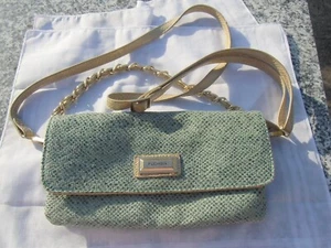 Marke: Fuchsia kleine Umhängetasche /Clutch Blau/Grünton schimmernd - Bild 1 von 16