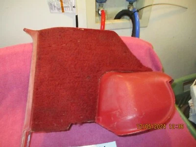 Cadillac Deville Fleetwood GM 1970 fabricante original rojo pieza de ajuste inferior derecho envío gratuito Foto 1 de 4