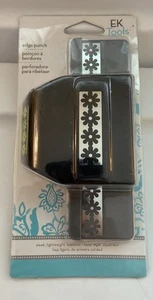 EK SUCCESS Gänseblümchen Kette Bordüre Rand Stanze-Blumen Blumen Gänseblümchen Kartenherstellung Handwerk - Bild 1 von 2