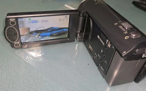 Panasonic V130 Camcorder - Black + 16gb Memory Card! Working Good! - Picture 1 of 6
