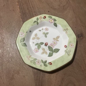 Vintage Wedgwood Wild Fragola 5" Spilla Ottagonale Piatto/Osso Cina - Foto 1 di 4