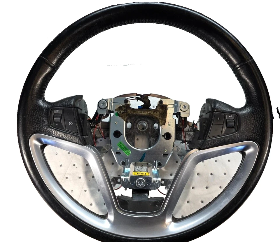 Volante conductor Saturn Vue 2008-2010 con interruptor de crucero OEM Foto 1 de 4