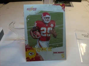 2010 Score Football #339 - Eric Berry RC - Kansas City Chiefs 10-390 - Picture 1 of 2