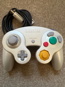 RARE Official Nintendo Gamecube Pearl White Controller Gamepad Game Pad DOL-003 - Picture 1 of 6