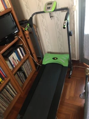 Diadora Tapis roulant magnetico Evo computer LCD multifunzione 110kg salvaspazio - Immagine 1 di 4