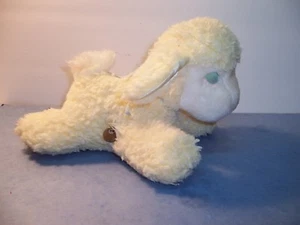 VINTAGE EDEN - LAMB - MUSICAL MOVEMENT WIND UP - WORKS - HAITI WHITE LABEL - VGC - Picture 1 of 8