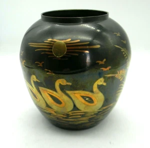 Vintage asiatische Messing Kupfer Intarsien Ingwer Glas Vase Vögel Schwäne Enten Gänse ohne Deckel  - Bild 1 von 8