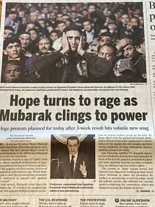 Egyptian President Hosni Mubarak Resigns February 11 2011 Collectible Newspaper - Picture 1 of 9