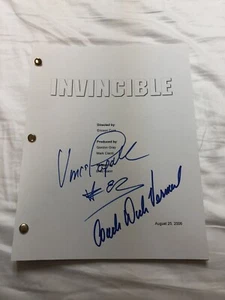 VINCE PAPALE DICK VERMEIL FIRMADO AUTOGRAFIADO INVENCIBLE PELÍCULA COMPLETA GUIÓN ÁGUILAS - Imagen 1 de 3