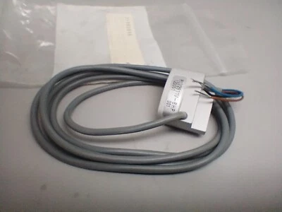 SENSOR STM RLV2811V-BHP.  Sensor de luz reflectante. NUEVO Foto 1 de 4