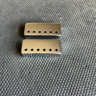 Capas captadoras cromadas Gibson Les Paul Deluxe - Imagem 1 de 3