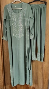 Traditional Embellished Indian Robe Gown Dress & Pants New Beautiful Size L NEW - Picture 1 of 3