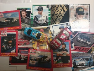 Miscellaneous Nascar Lot Diecast Cars, And Collector cards In Great Condition. - Picture 1 of 15