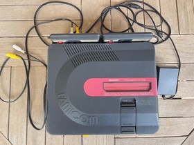 Nintendo Sharp Twin Famicom Console Tested w/ New AC Adapter 8bit Retro NES