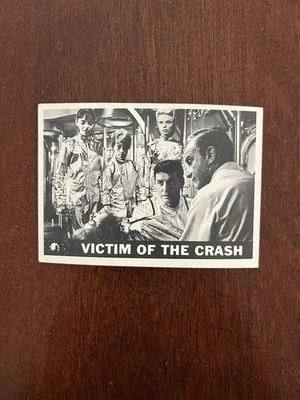 1966 Topps Lost In Space #23 Victim Of The Crash   VG-EX   Free Shipping! - Image 1 of 2