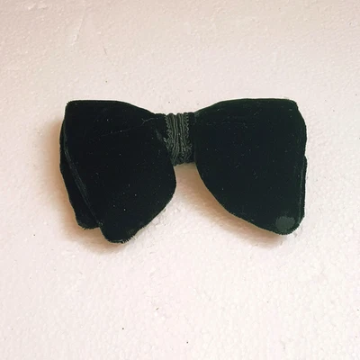 "Pajarita de terciopelo negro vintage Ormond de 5"" de ancho resistente al óxido para hombre en vacaciones" Foto 1 de 4