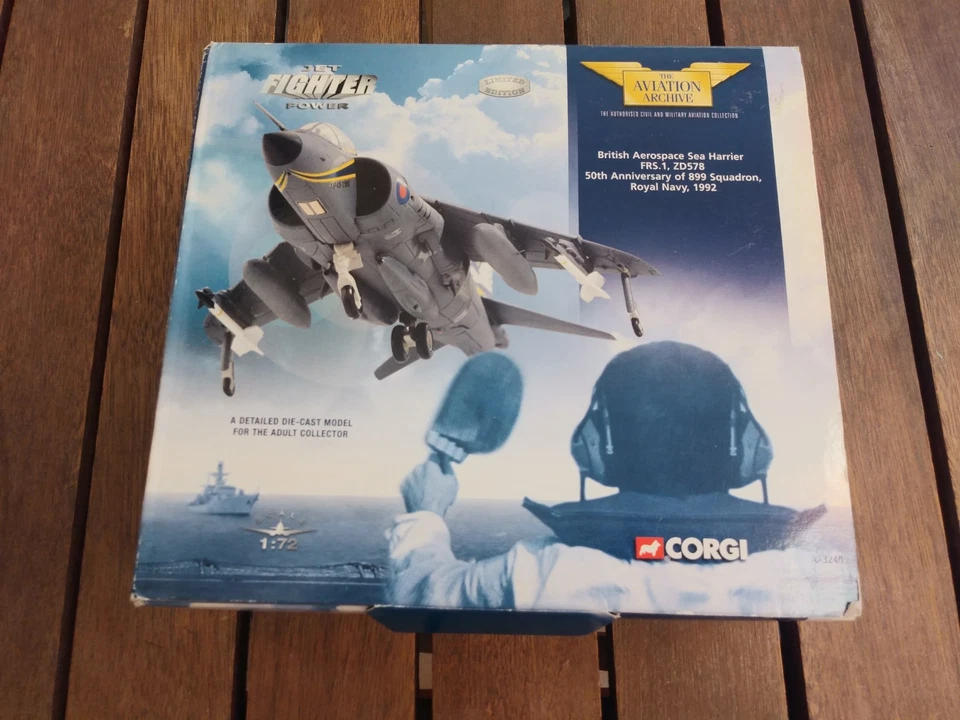 1:72 Corgi Sea Harrier FRS.1 ZD578 899 Sqn. Royal Navy  1992 50th Anniversary - Imagen 1 de 4