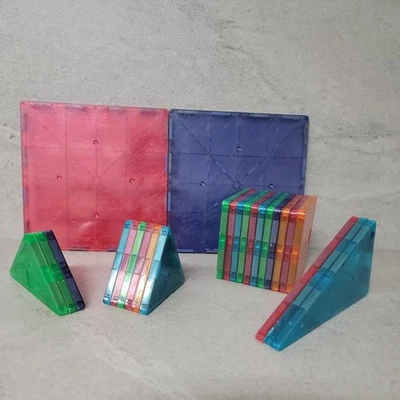 Magna-Tiles 3D Magnetic Lot of 25 Authentic Building Toys. As pictured - Image 1 of 4