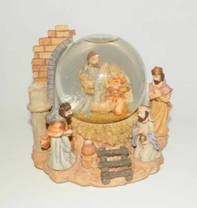 Vintage Nativity Musical Water Globe Plays Silent Night The Bethlehem Collection - Picture 1 of 7