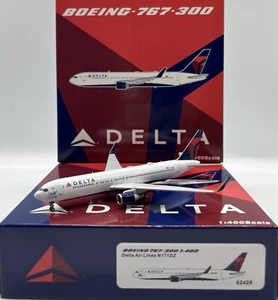 Delta Air Lines B767-300ER Reg: N171DZ PandaModels 62429 escala 1:400 diecast - Imagen 1 de 18