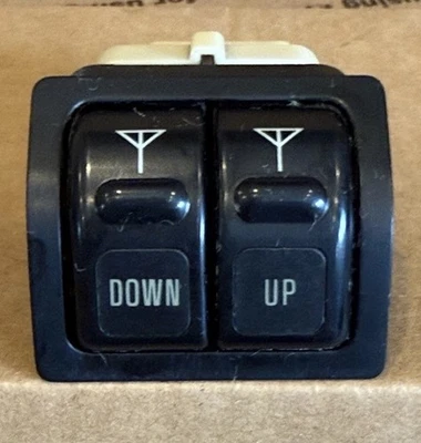 91-94 Toyota Land Cruiser Power Antenna Switch 84760-60010 OEM - Imagem 1 de 4