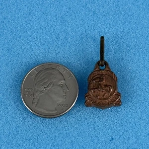 Vintage 50s Nelco Gold Medal Clothing Brand Zipper Pull Charm Fob #57682 - Picture 1 of 3