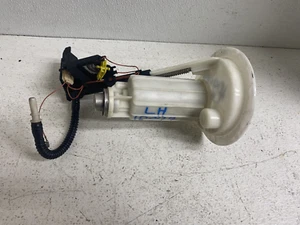 2008 BMW 535i Fuel Pump 3.0 Oem - Picture 1 of 4