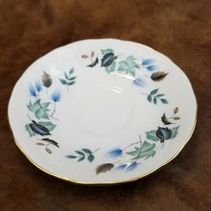 Colclough Linden Pattern Salad Plate Gold Edge England Vintage 1980s - Picture 1 of 4
