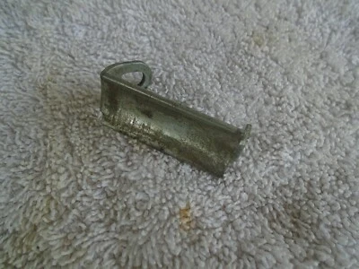 (1) VINTAGE LUDWIG BASS DRUM TOM MOUNT POST CASTING BRACKET PRESSURE PLATE-VG! - Image 1 of 3