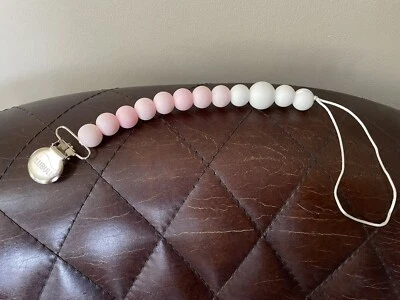 Ulubulu Chewable Silicone Pacifier Clip Pink & White BPA Free - Image 1 of 2