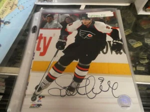Scottie Upshall Philadelphia Flyers  Signed 8x10 Photo COA 2 - Picture 1 of 1