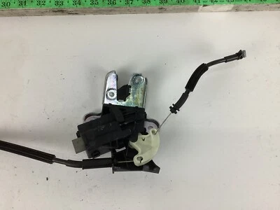 Actuador de cierre de maletero trasero Audi A5 2010-2012 4F5827505D OEM Foto 1 de 4