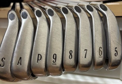 Ensemble de fers Callaway X-18 Flex S 8 pièces d'occasion droitier F/S #69 - Photo 1/4