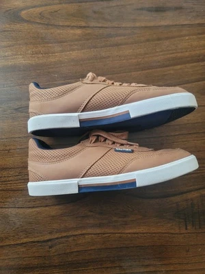New Boys Nautica Brown Leather Athletic Shoes Size 4 - Image 1 of 4