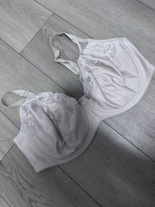 Elila ungefütterter BH mit Bügel Gr. 44E beige nude 2401 Pushup ohne Polsterung - Bild 1 von 3