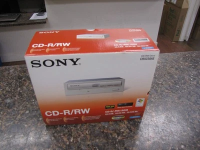 Sony CRX230AE Internal CD-R/RW Drive CD-RW ATAPI/IDE 52X 32X 52X BRAND NEW -ML28 - Image 1 of 4
