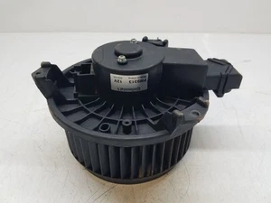 Blower Motor Without 8.4" Touch Screen Fits 10-18 DODGE 2500 PICKUP 225494 - Picture 1 of 12
