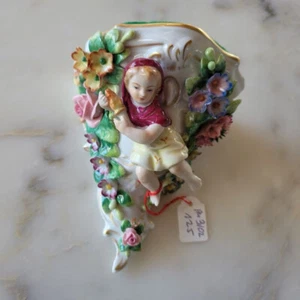 älter Sitzendorf Porzellankonsole Konsole vollplastisch Figur Blüten Applikation - Bild 1 von 9