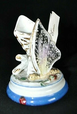 ANCIEN PORTE MENU BOUQUETIERE EN PORCELAINE FORME DE PAPILLON - Photo 1/4