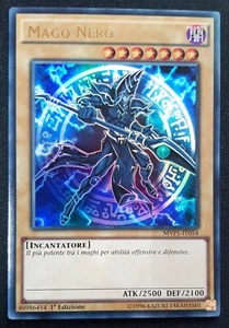 MAGO NERO Ultra Rara in Italiano MVP1-IT054 Dark Magician YUGIOH - Foto 1 di 1