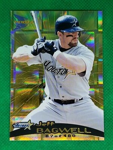 Jeff Bagwell 1999 Pacific Prism #66 Gold Refractor SN 87/480 - Houston Astros