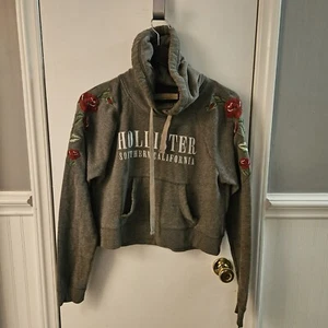 Hollister Southern California Hoodie Women Small Short Bottom - Picture 1 of 2