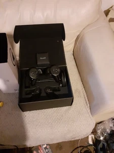 Oculus Rift Touch Controllers, and 1 Sensors - Picture 1 of 4