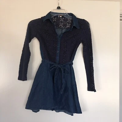 Vestido Ella Moss Manga Larga Encaje Superior Denim Inferior Azul Abotonado Cinturón Corbata 10 Foto 1 de 4