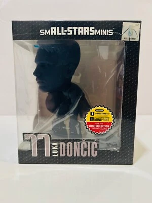 Luka Doncic NBA smALL-STARS MINIS Azul Oscuro Variante RARA Edición Limitada Nuevo Foto 1 de 4