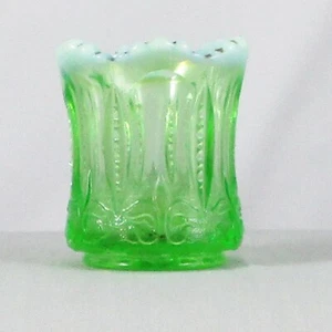 EAPG JEFFERSON IRIS MIT MÄANDERGRÜN OPALISIERENDEM GLAS ZAHNSTOCHERHALTER - Bild 1 von 5