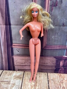 Mattel 1966 blinkende Barbie Twist N Turn biegsame Beine geteilter Kopf wie besehen - Bild 1 von 14
