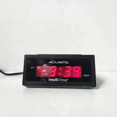 AcuRite Intelli-Time Digital Alarm Clock 13002 Easy To Read With Snooze Button - Image 1 of 4