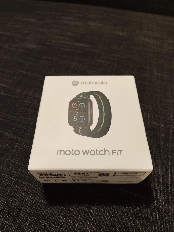 Motorola Moto Watch Fit Smartwatch - Trekking Green - NEW & SEALED - Image 1 of 4